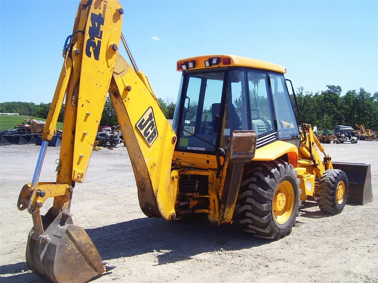 Repuestos originales JCB Importadora IC Colombia pata cargadores, compactadores,generadores,montacargas,retroexcavadoras